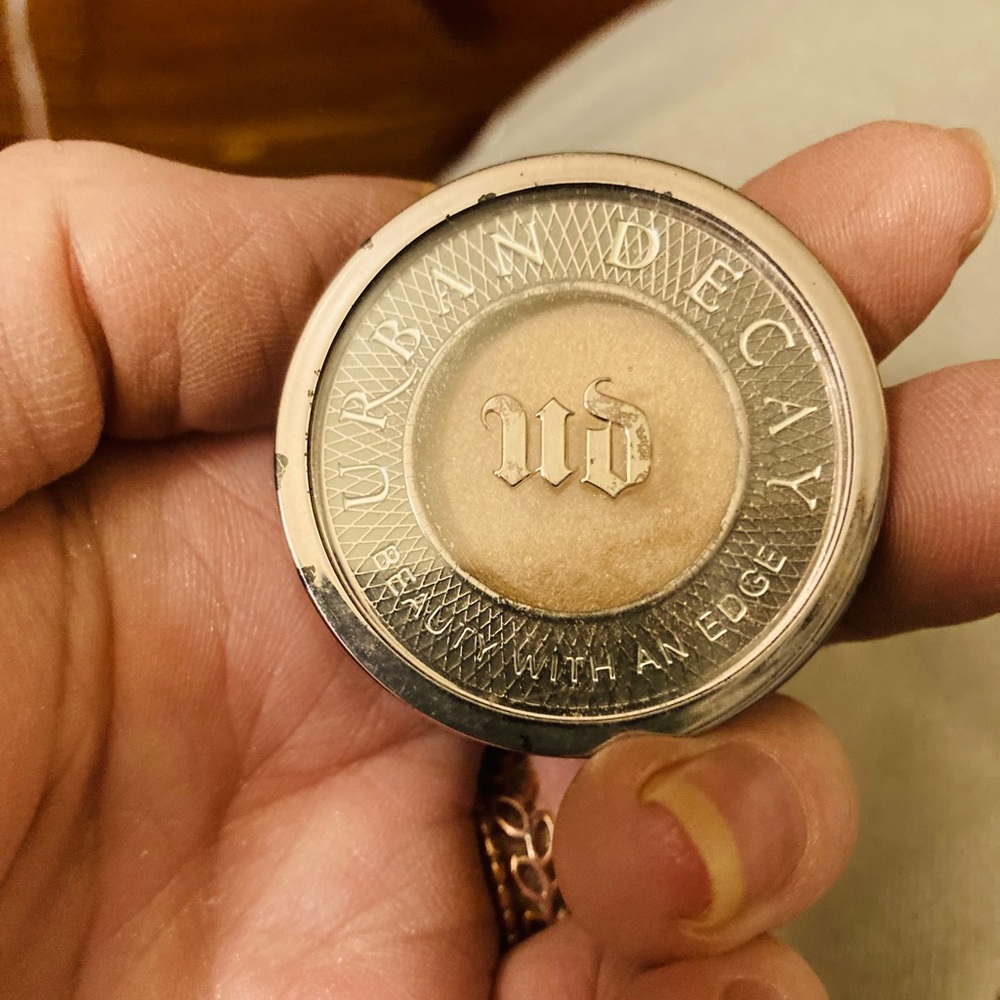 Urban Decay Scatch Eyeshadow